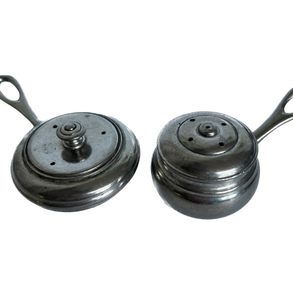 Pewter Salt And Pepper Shakers Saucepan Frypan Kitchen Decor Pot Pan Retro - Picture 3 of 6